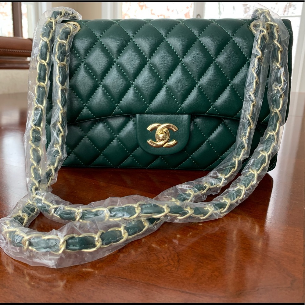 Dark Green Handbag w/Gold Hardware